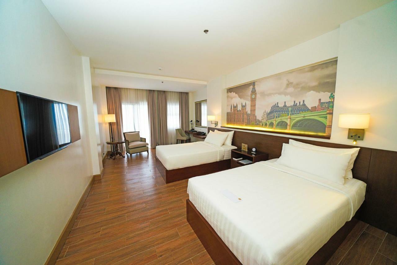 Hotel Carlito Tagaytay Тагайтай Экстерьер фото
