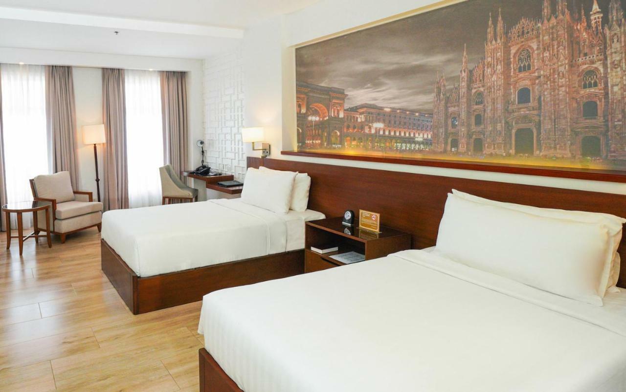 Hotel Carlito Tagaytay Тагайтай Экстерьер фото